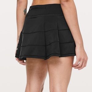 Lululemon black skirt